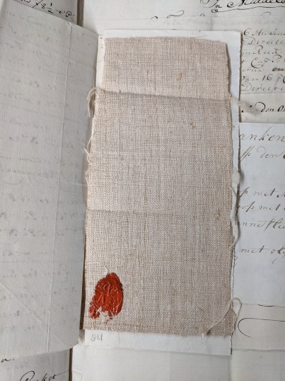 Linen sample from around 1740, Middelburgse Commercie Compagnie Archive, (347.2, 138)